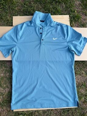 Nike Men’s Sky Blue Short-Sleeve Polo